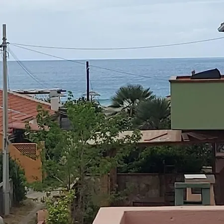Casa Rossa Apartment